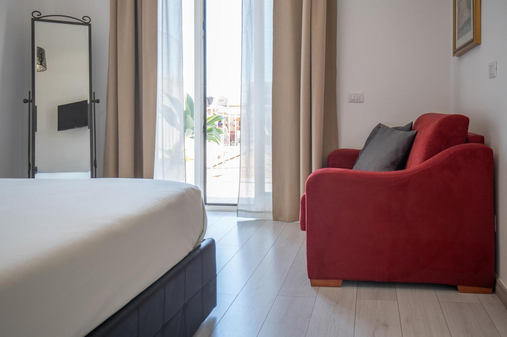 Catania Over Time - Tourist Rooms Extérieur photo